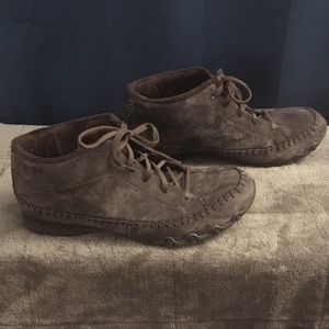 Skechers Relaxed Fit 10 wide